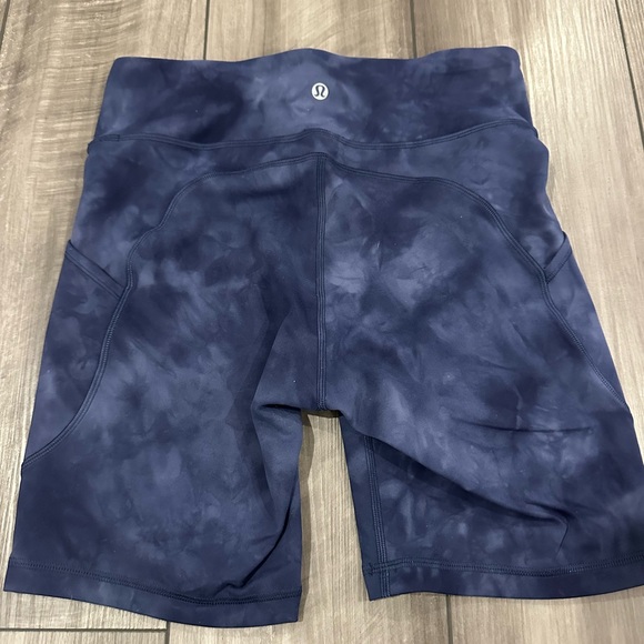 Lululemon diamond dye shorts - Picture 2 of 4